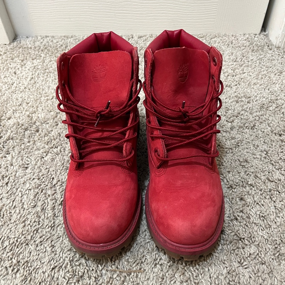 Red Timberland 
Size Youth 4
Barely Worn - Picture 4 of 4